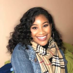 Meet your Posher, Aida